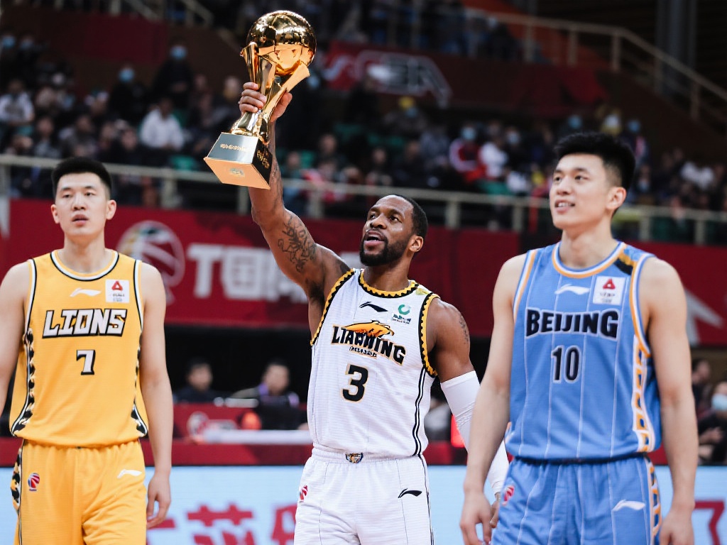 更是对未来 更是对未来